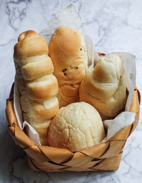 many types of bread can be composted